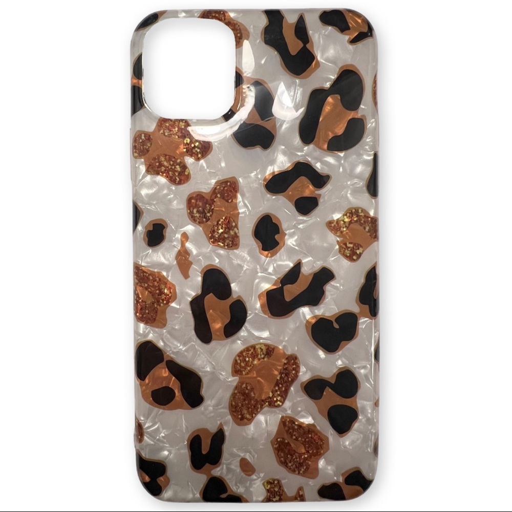 iphone 11 pro max pearlescent leopard print case